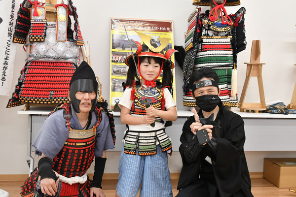 甲冑でまちおこし! 武士団・村山党の会 各地出張で着用体験など – タウン通信